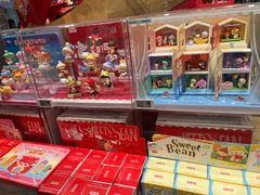 -泡泡玛特POPMART(国金街店)
