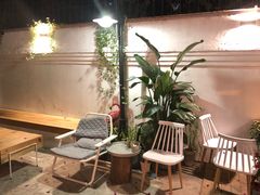 等位区-拾壹cafe·工作室