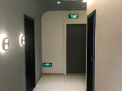 -月星家居广场-路面停车场