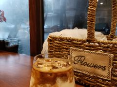-C.Y Cafe