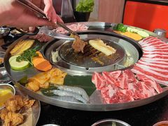 -哈哈碳都·牛肋条无限自助烤肉(宝龙店)
