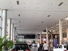 -天津波士信达奔驰4S店(卫津南路店)