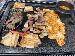 烤五花肉-韩阳王石板烤肉