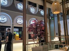 -三人行骨头王火锅(长寿店)