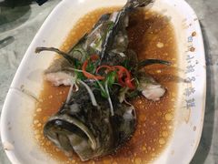 -四川小胡子海鲜(丁村万人海鲜广场店)