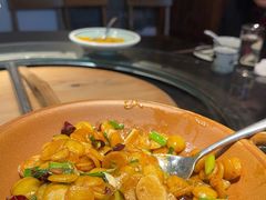 -挂旗柴锅鸡(蚌山区嘉年华店)