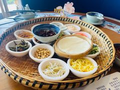 -包整·丝娃娃(一览甲秀楼风景店)