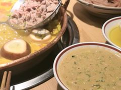 -洱火云南酸菜牛肉火锅(石景山当代商城店)