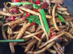 -八府香鸭·啫啫煲(华山路店)