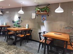 大堂-龙梅肥肠鱼(明瓦廊店)