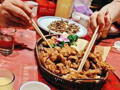 -鱼满舱·鲜活海鲜·正宗鲁菜