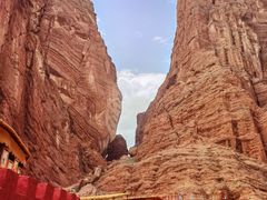 -天山神秘大峡谷