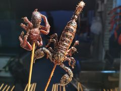 -泰龙城小吃街