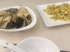 -品记潮汕砂锅粥(湖东路店)