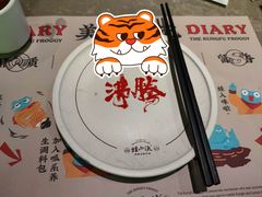 -蛙小侠·沸腾砂锅(西关新天地店)