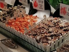 海鲜池的基围虾-星伦多海鲜自助餐厅(徐州铜山万达店)