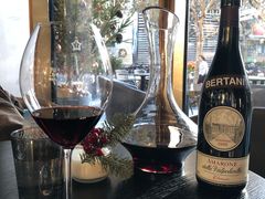 -wineapp葡萄酒餐吧(外滩金融中心店)