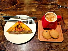 -HIGH FIVE哈福手工汉堡(桂林路店)