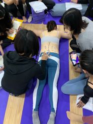 -亚太瑜伽普拉提学院