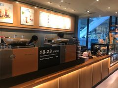 -星巴克(青岛火车北站候车大厅店)