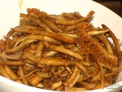 茶树菇烧牛肚-外婆家(杭州马塍店·杭帮菜名店)