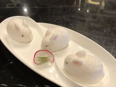 椰汁小白兔-海湾壹品·粤菜·早茶·烤鸭(拱北店)