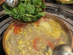云南腊排骨火锅-阿山卓·野生菌火锅·纳西火塘烤肉