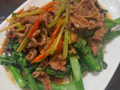 沙茶牛肉炒芥兰-潮名荟潮州菜馆(祈福缤纷世界店)