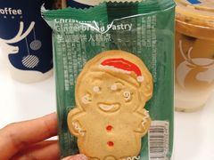 圣诞姜饼人-瑞幸咖啡(流塘商务大厦店)