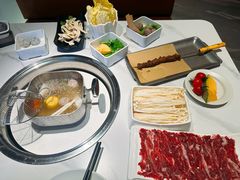 -左庭右院鲜牛肉火锅(环球港店)