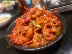 -川流不息·地道川菜·小龙虾(新松江路店)