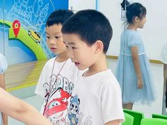 -蓝话筒·少儿成人演讲口才·主持朗诵·戏剧表演(大华第一坊店)