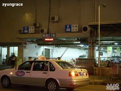 -大润发杨浦店-停车场