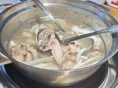 -三个椰子·现砍椰子鸡(金源CBD店)