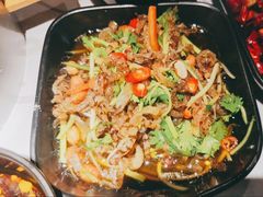 -巴厘龙虾·榜首油焖大虾(音乐学院·沿江酒馆店)
