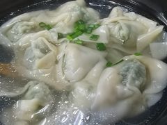 荠菜鲜肉馄饨-食惠里小笼包面馆(越秀店)