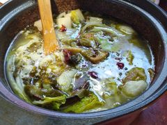 -周鱼小馆石锅酸菜鱼(活力汇店)