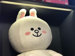 -LINE FRIENDS Garosu-gil Flagship Store