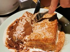 漏奶滑-潮界(虹桥新天地店)