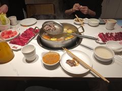 -犇鼎牛潮汕牛肉火锅(新辰里学清路店)