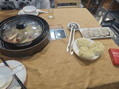 -濠轩阁特色生蚝火锅(水湾路店)