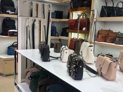 -Longchamp(佛罗伦萨小镇奥特莱斯店)