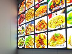 -李哥海鲜烧烤家常菜(孔雀城店)