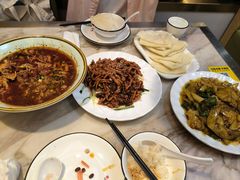 -川人川菜馆·小龙虾·鲜虾现做(黄山路店)