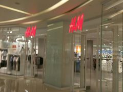 -H&M(华润万象城店)
