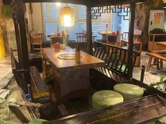-城墙拐拐火锅(三峡广场黑金冠店)