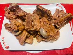 -吴记酱骨炖菜馆(西大直街店)