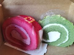 草莓红丝绒瑞士卷-星巴克(北京门头沟长安天街店)