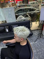 -藤野造型专业烫染接发