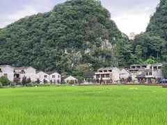 -高荡千年布依古寨旅游景区